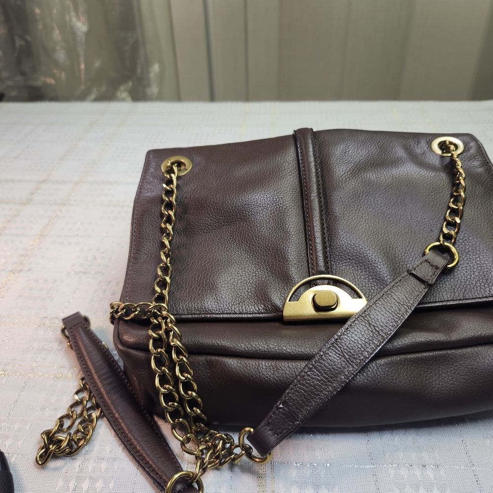 Classic Brown Leather Shoulder Bag with Gold Chain Strap